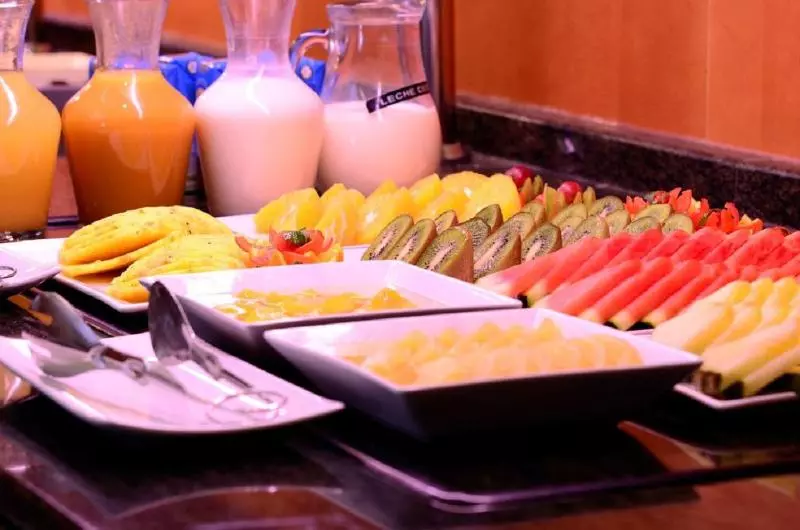 هتل Xon's Valencia