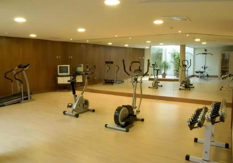 هتل Xon's Valencia