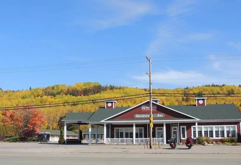 مُتل Marineau La Tuque