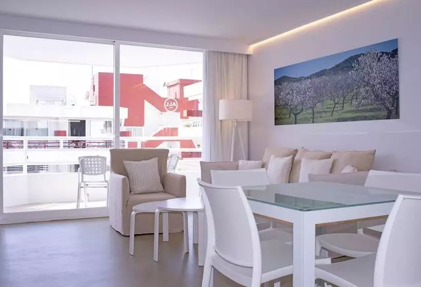 Apartamentos Llobet Ibiza
