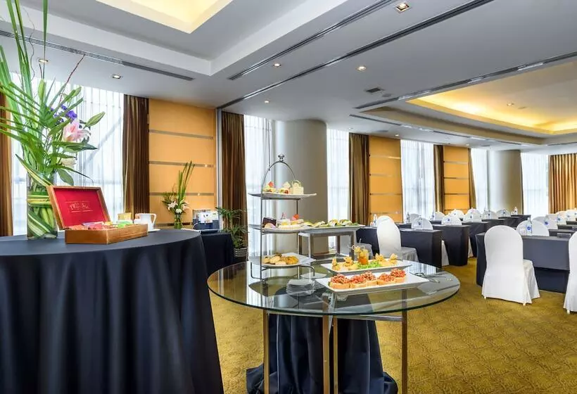 Grand Sukhumvit Hotel Bangkok