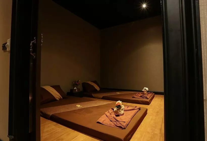 Grand Sukhumvit Hotel Bangkok