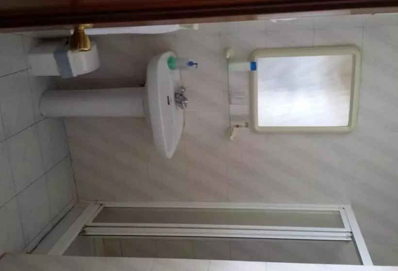 Хостел Pensión Ariz