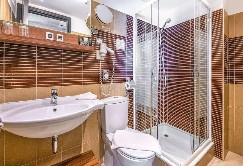 Charm Hotel Budapest   Formerly Boutique Hotel Budapest