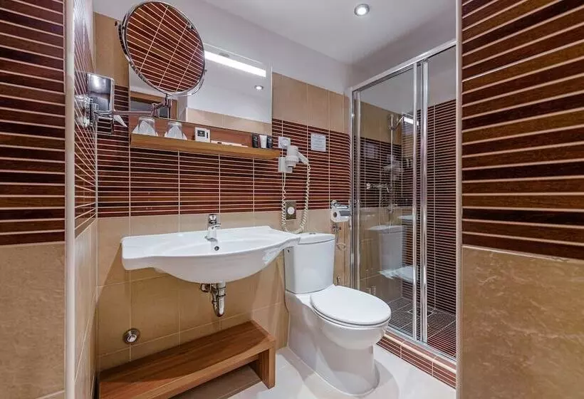 Charm Hotel Budapest   Formerly Boutique Hotel Budapest