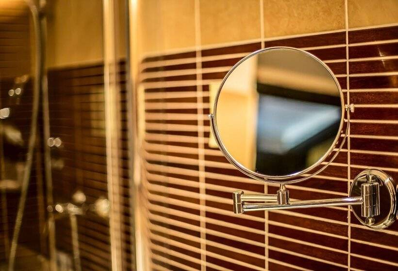 Charm Hotel Budapest   Formerly Boutique Hotel Budapest