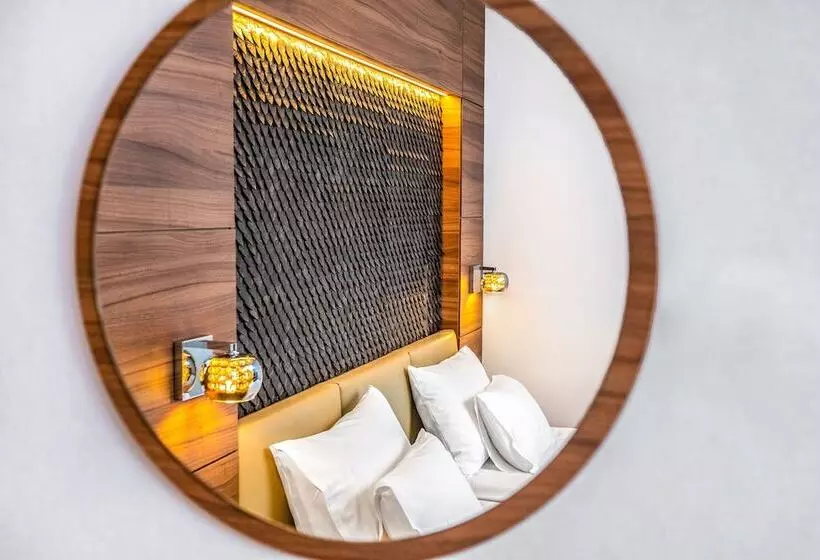 Charm Hotel Budapest   Formerly Boutique Hotel Budapest