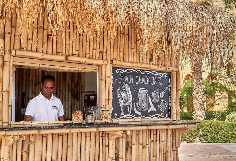 هتل Captains Inn