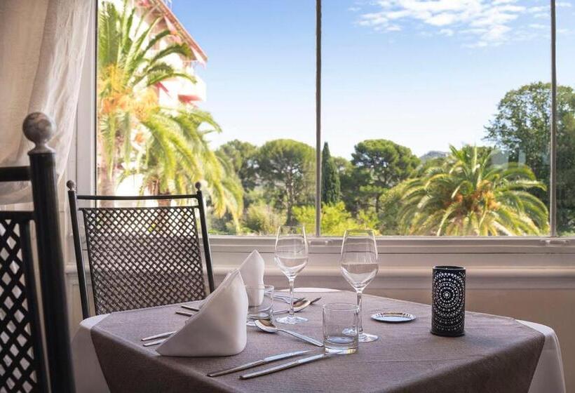 Grand Hotel Des Lecques; Bw Signature Collection