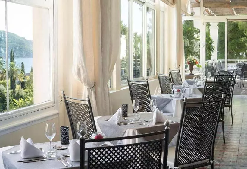 Grand Hotel Des Lecques; Bw Signature Collection