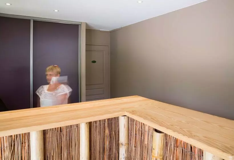 ホテル La Villa Vicha, The Originals Relais