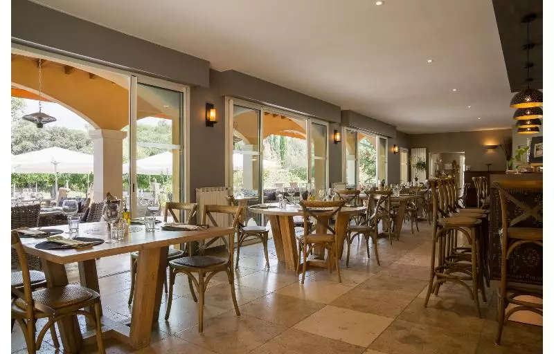 ホテル La Villa Vicha, The Originals Relais