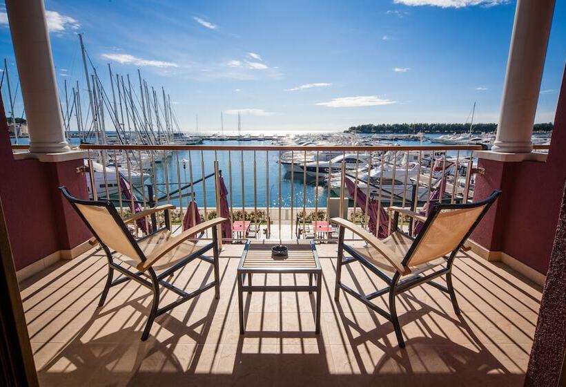 Boutique Hotel Nautica   Spa & Wellness, Private Parking, Pet Friendly