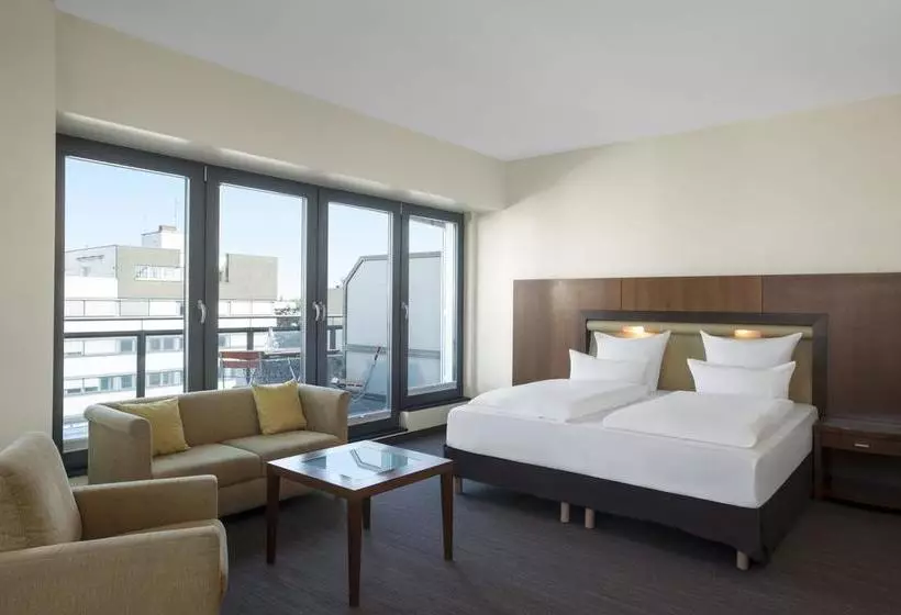 هتل Nh Berlin City West