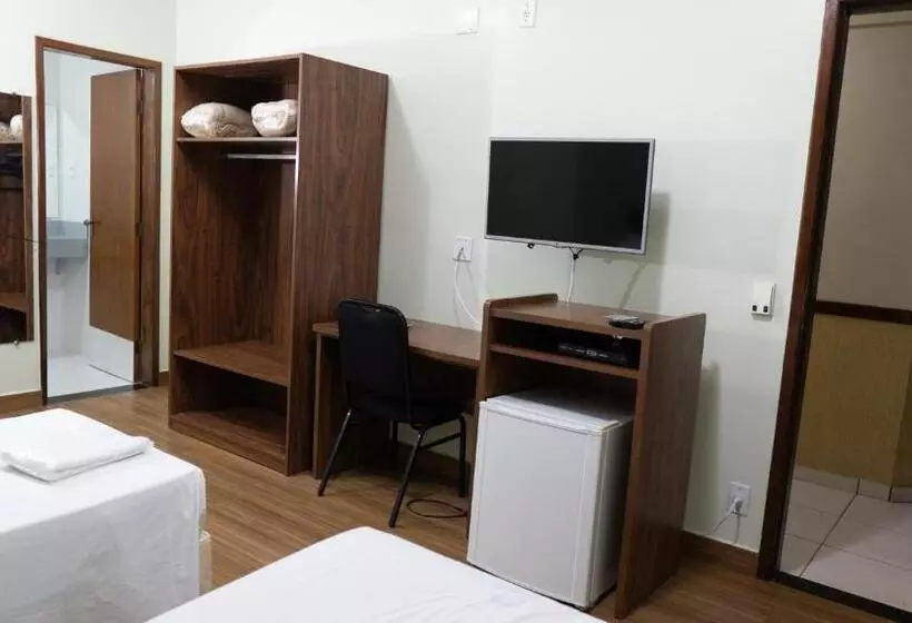 בית מלון כפרי Nobile Plaza