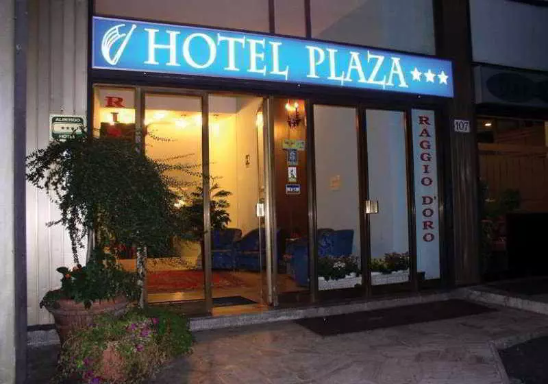 ホテル Plaza Varese