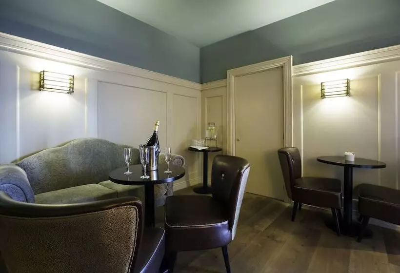 Metro Hotel Dublin Airport