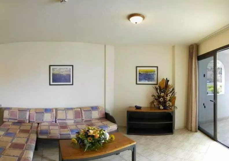 Apartamentos Saint George