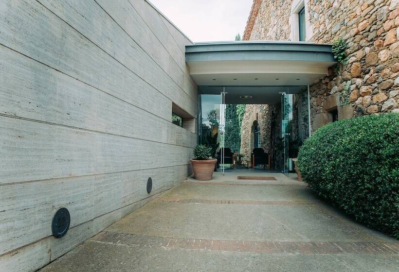 Отель Arcs De Monells   Adults Only