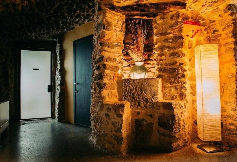 Отель Arcs De Monells   Adults Only