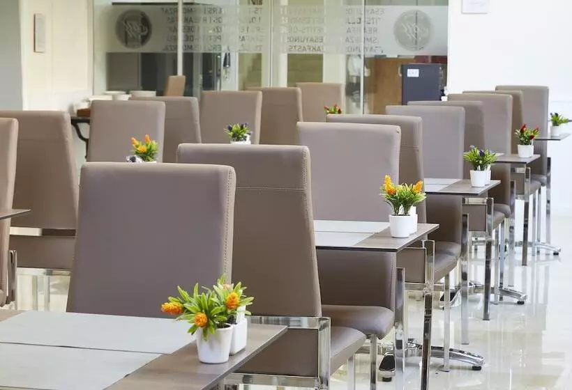 Bcn Urbaness Hotels Del Comte