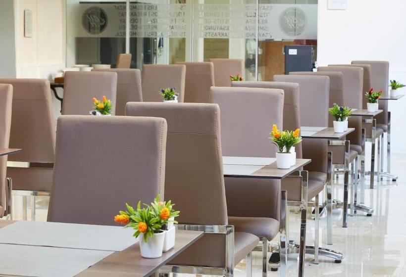 Bcn Urbaness Hotels Del Comte