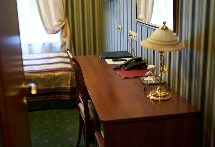 فندق Belvedere Nevsky Business