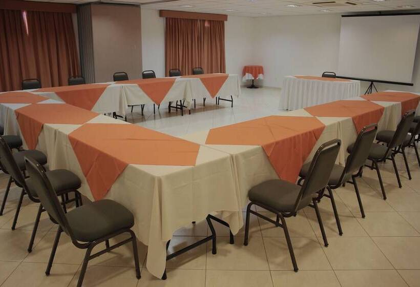 Отель Harbor Self Graciosa