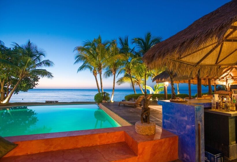 Laluna Boutique Hotel & Villas