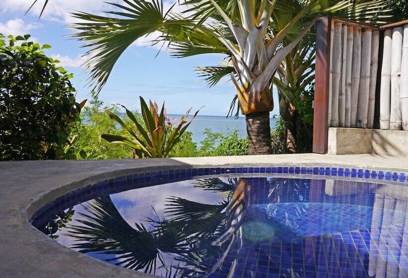 Laluna Boutique Hotel & Villas