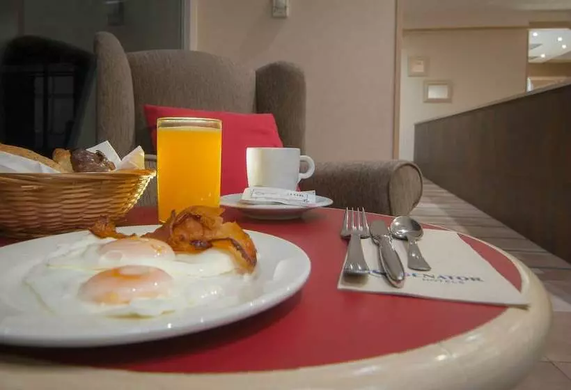 هتل Luze Castellana