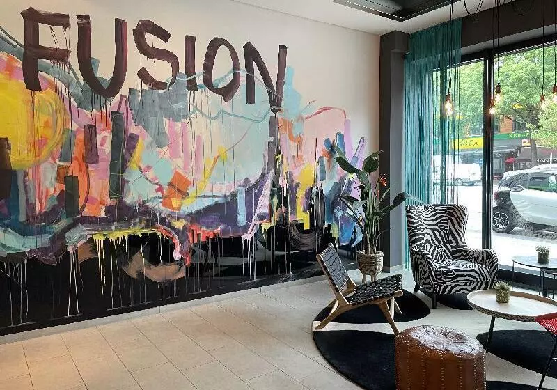 酒店 Holiday Inn The Niu, Fusion Hamburg St. Georg, An Ihg