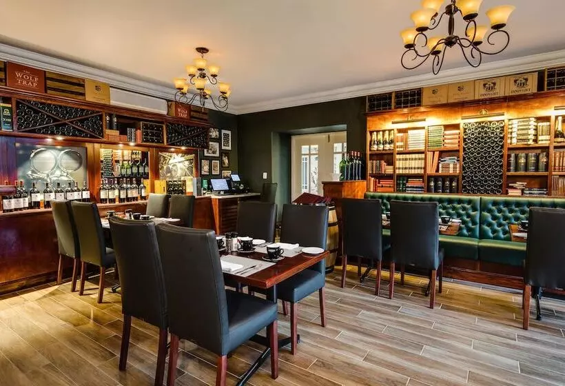 Protea Hotel By Marriott Franschhoek