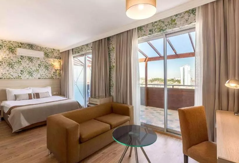 Hotel Ramada By Wyndham Ankara