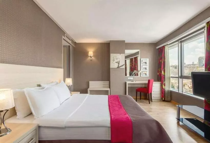 Hotel Ramada By Wyndham Ankara