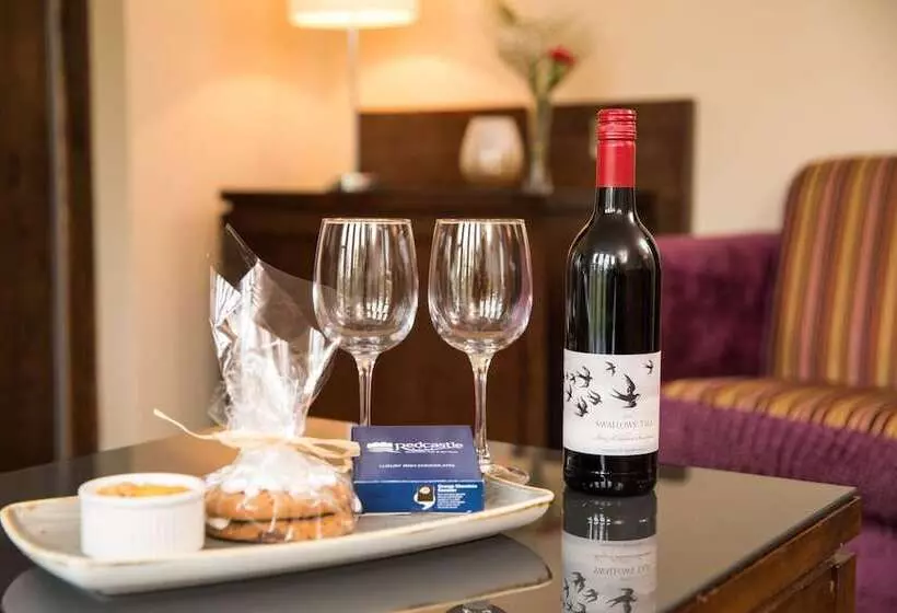 Отель Redcastle