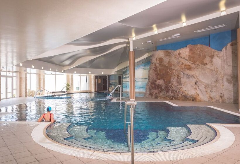 בית מלון כפרי Redcastle