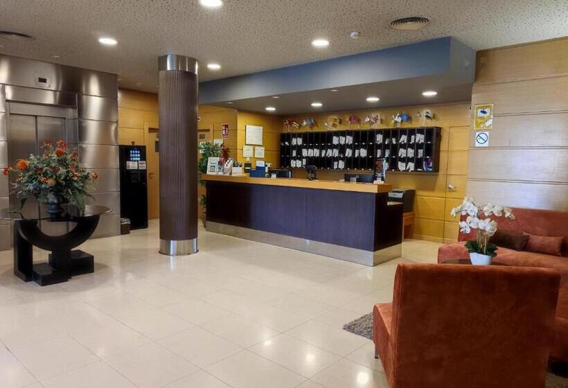 Отель Reston Valdemoro