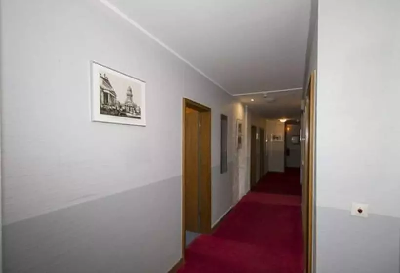 هتل Spreewitz Am Kurfurstendamm