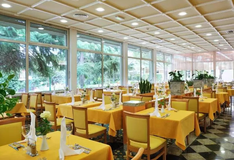 هتل Svoboda  Terme Krka