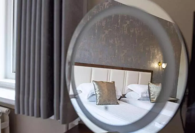 בית מלון כפרי Tinto