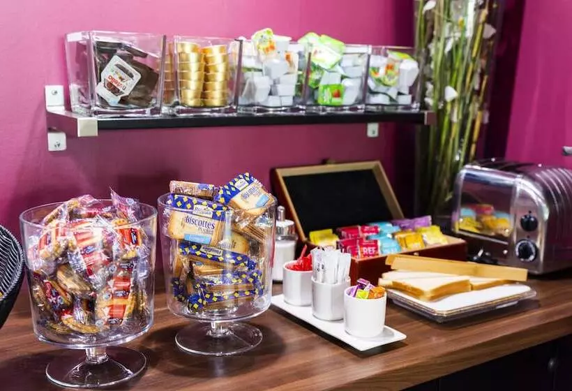 Ténéo Apparthotel Bordeaux   Gare Saint Jean