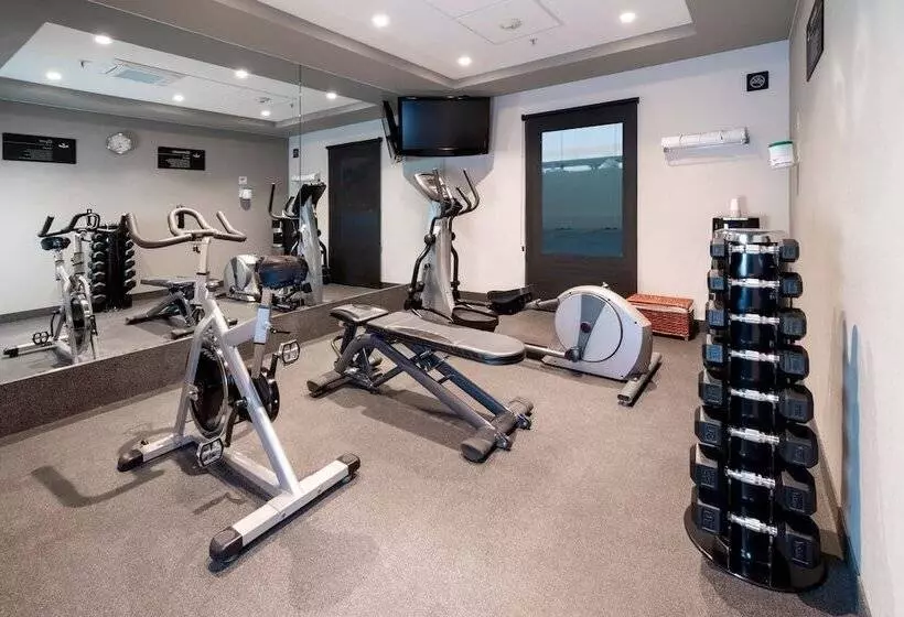 هتل City Express by Marriott Chihuahua