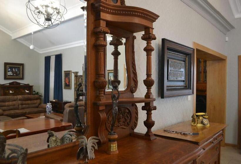 فندق Hobbit Boutique