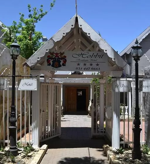 בית מלון כפרי Hobbit Boutique