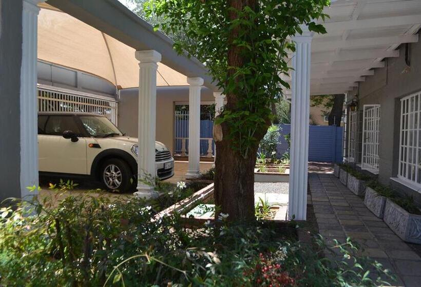 فندق Hobbit Boutique