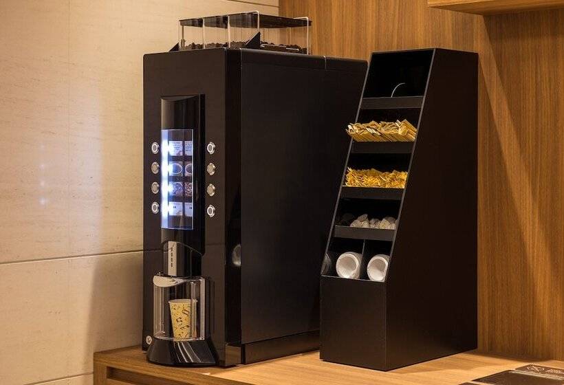 Jr East Hotel Mets Mejiro