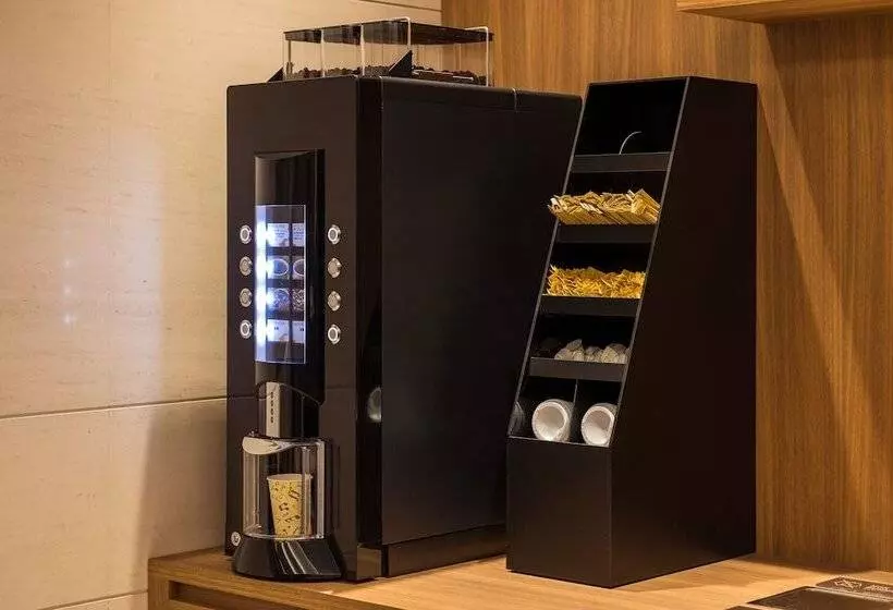 Jr East Hotel Mets Mejiro