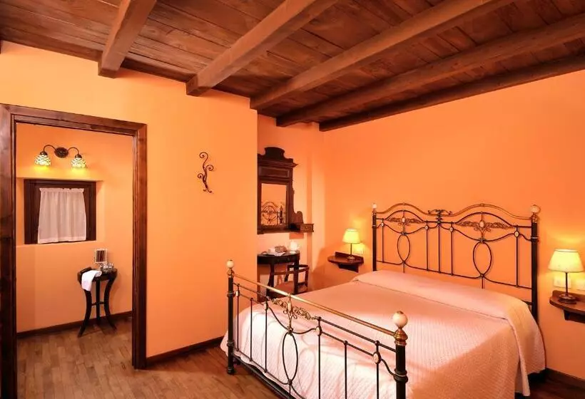 Отель Lodole B&b