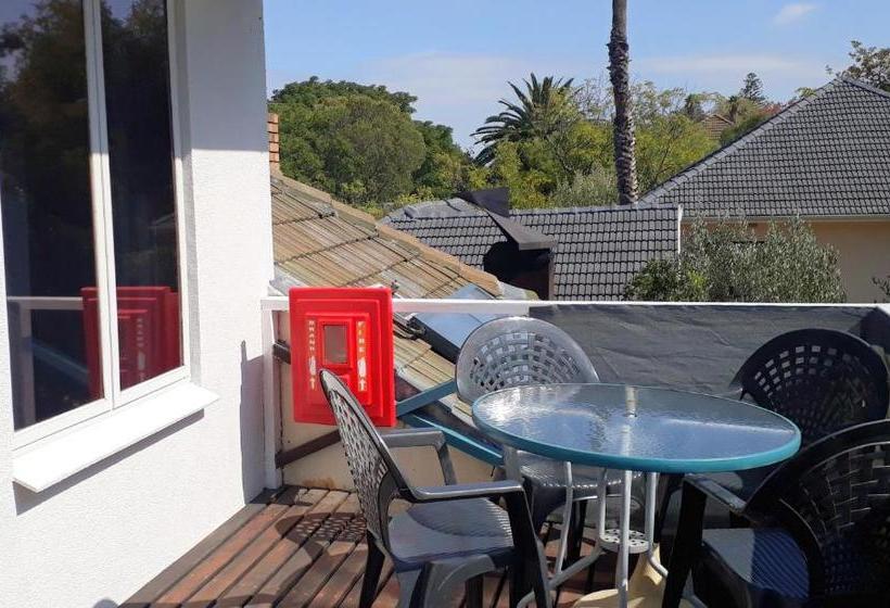 فندق Penny Lane Lodge